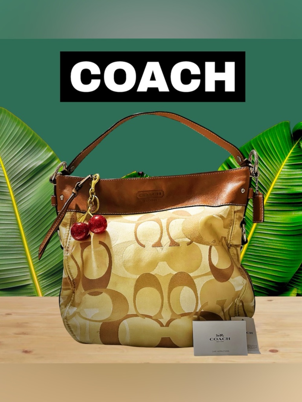 Rare vintage Coach soho Shoulder Bag Tan Signature Logo with Cherry Charm - Picture 8 of 17